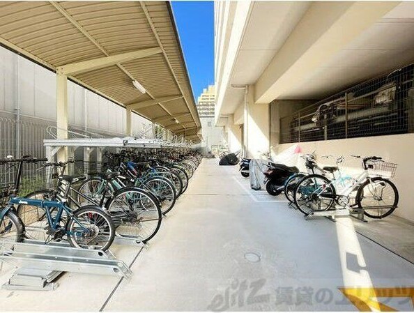 セレニテ江坂ルフレの物件内観写真